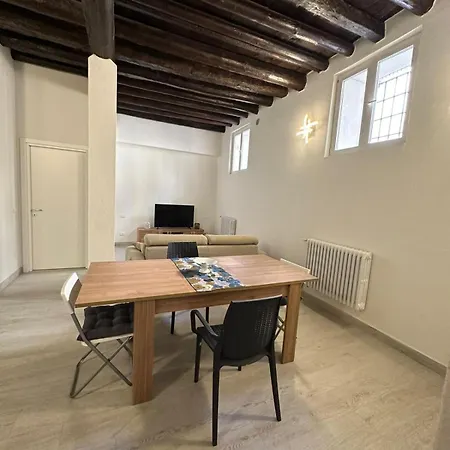 Al Campanile Apartman Verona