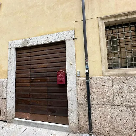 Apartment Al Campanile *
