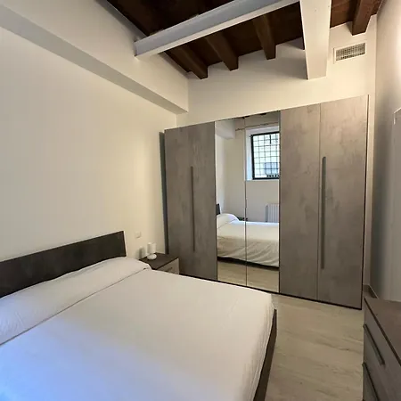 Al Campanile Apartment